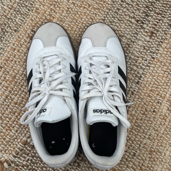 Adidas women’s Samba sneakers, 6.5 - Picture 2 of 7